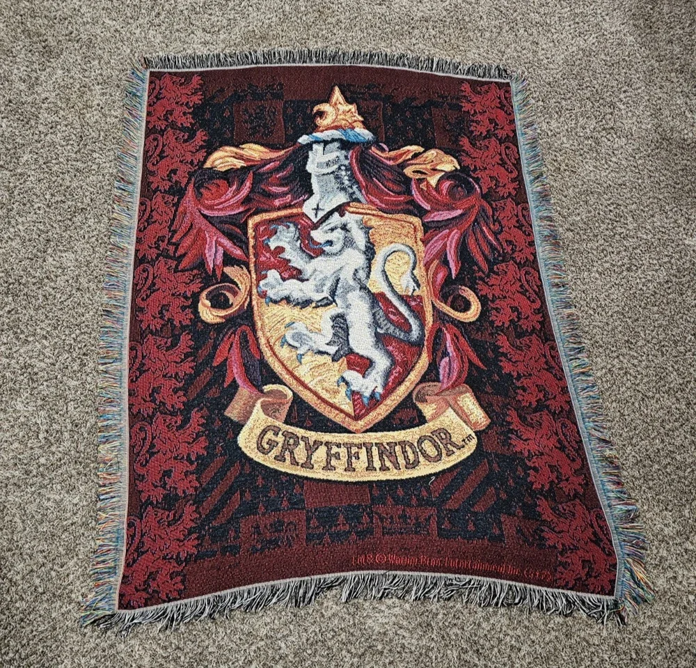 Harry Potter Gryffindor Woven Wall Tapestry Throw Blanket 48